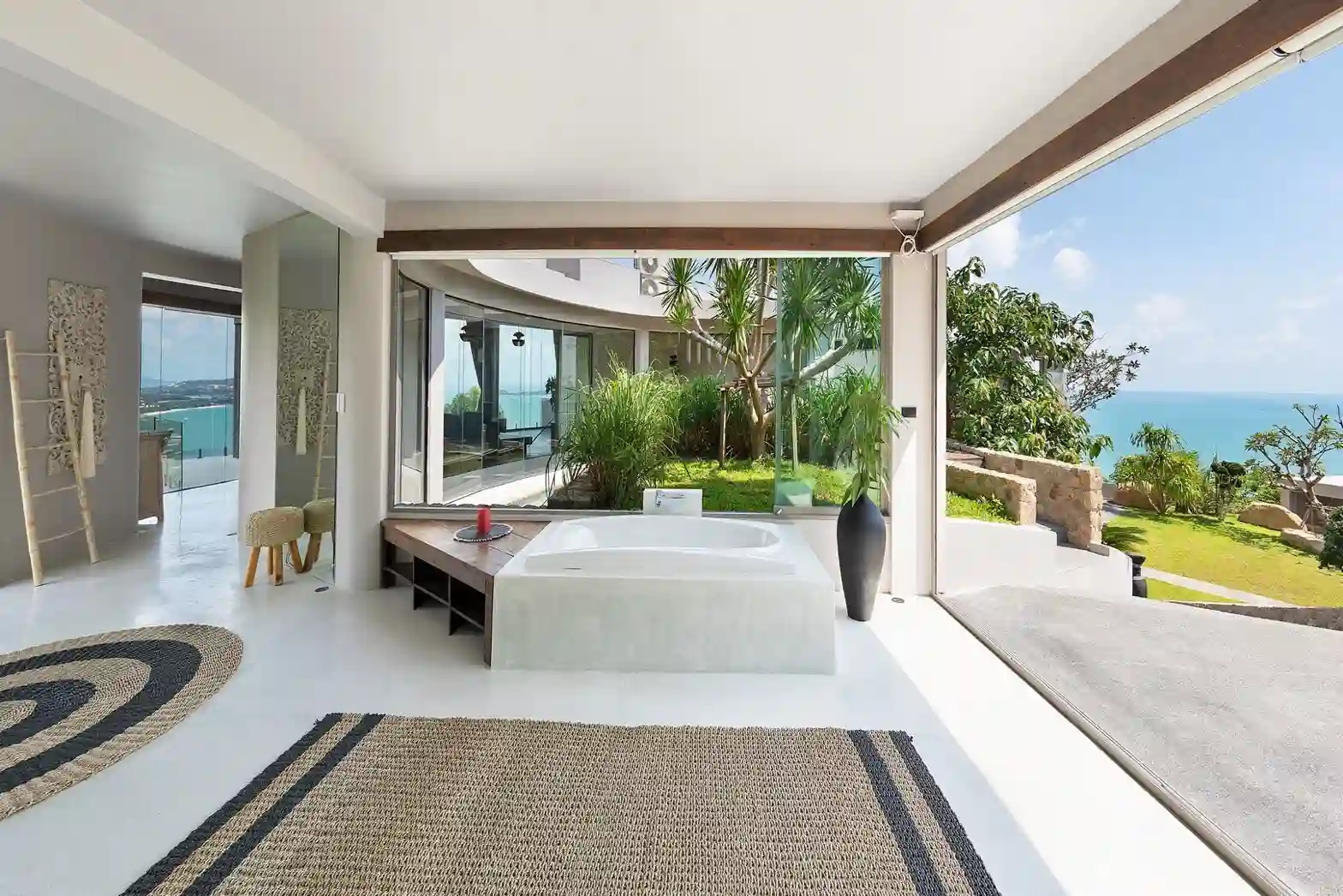 CS044 Grand Hillside Mansion Bophut View 011