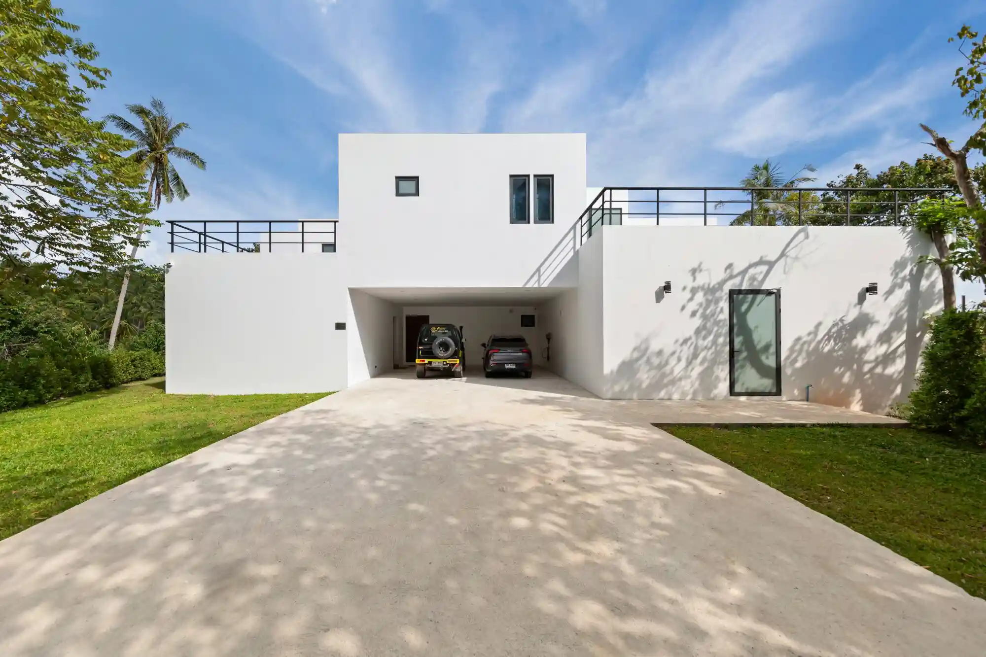 CS128 Luxurious 5 Bedroom Villa Lamai View 001